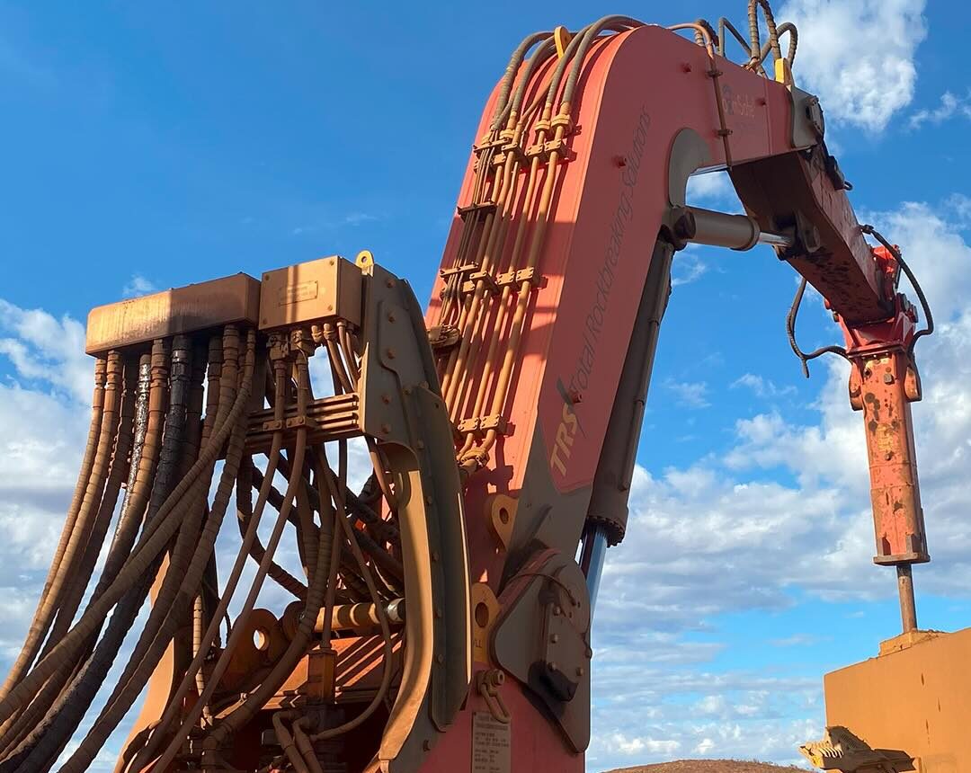 Total Rockbreaking Solutions boom