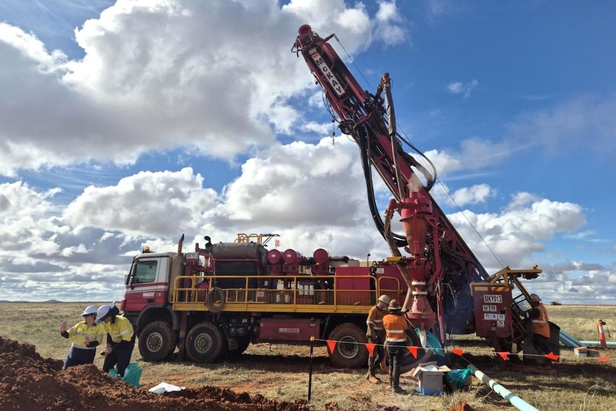 Sandfire drilling ramp-up at Kalkaroo: pit design and PFS insights for mine planners
