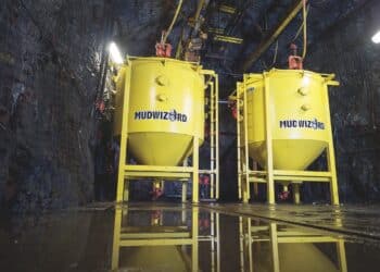 The MudWizard sludge treatment technology supports sites looking for smarter ways to manage sludge and water recovery. Images: Dowdens Group