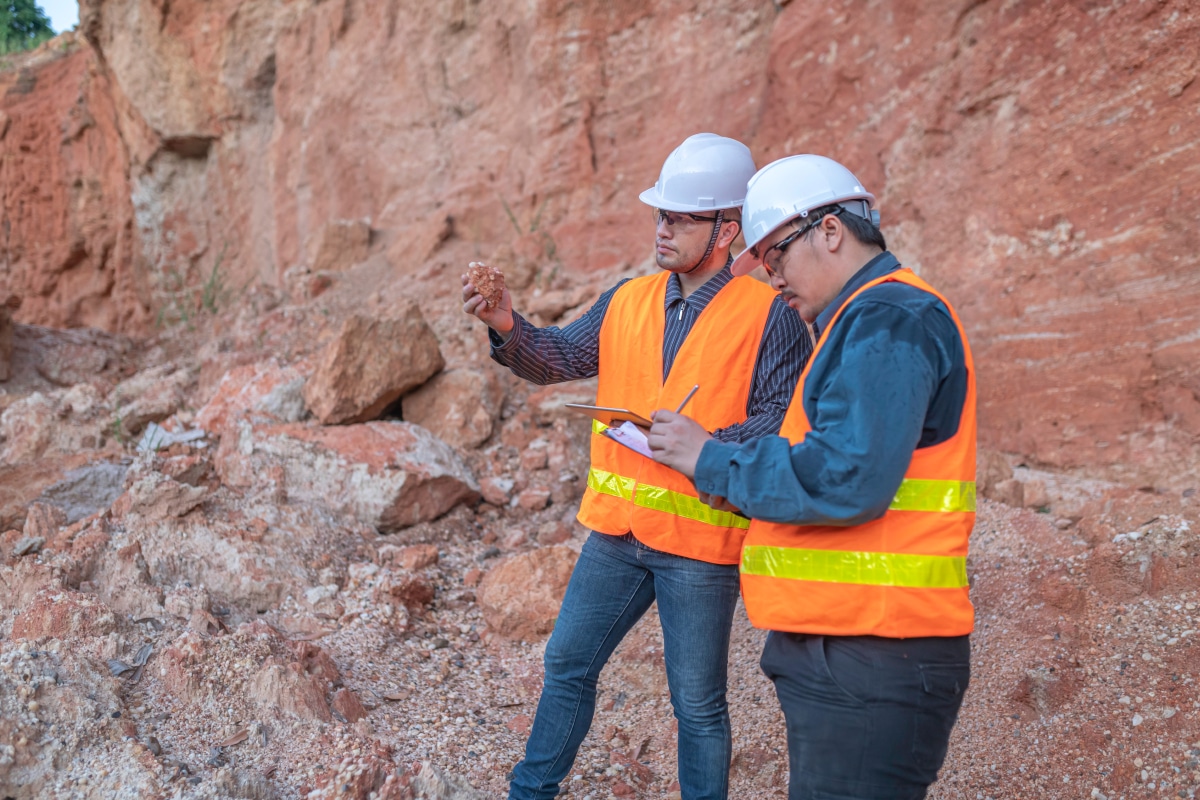 WA funds next generation of mineral researchers: priorities and signals for mine engineers